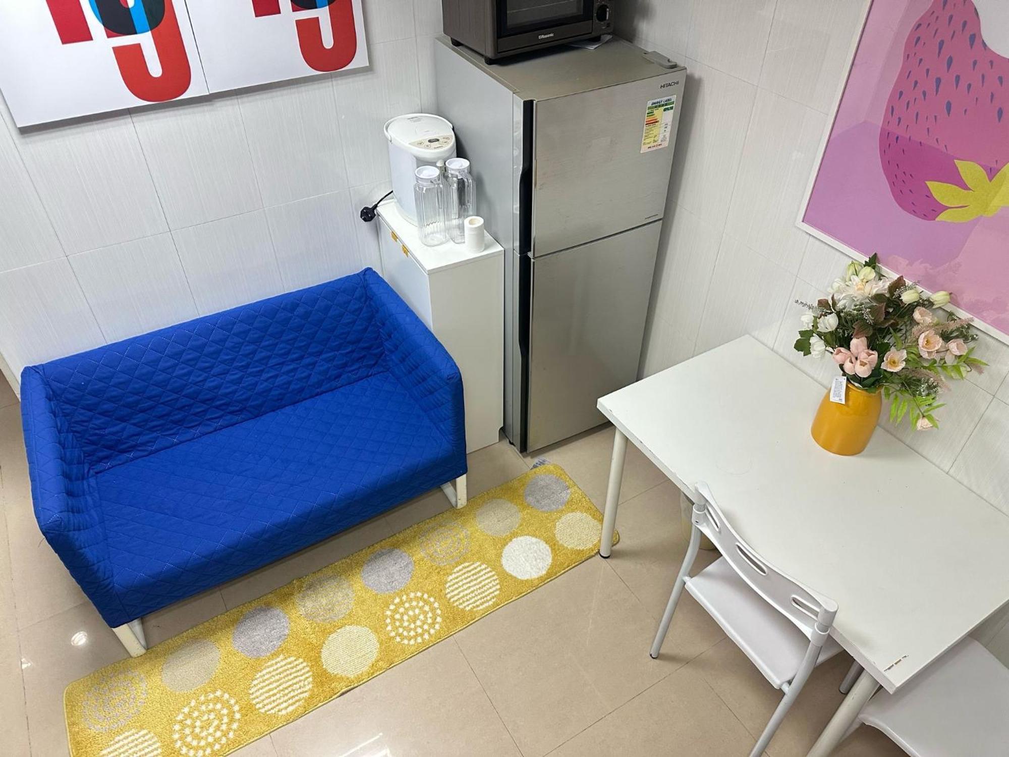 Comfort - C And E Homestay *
